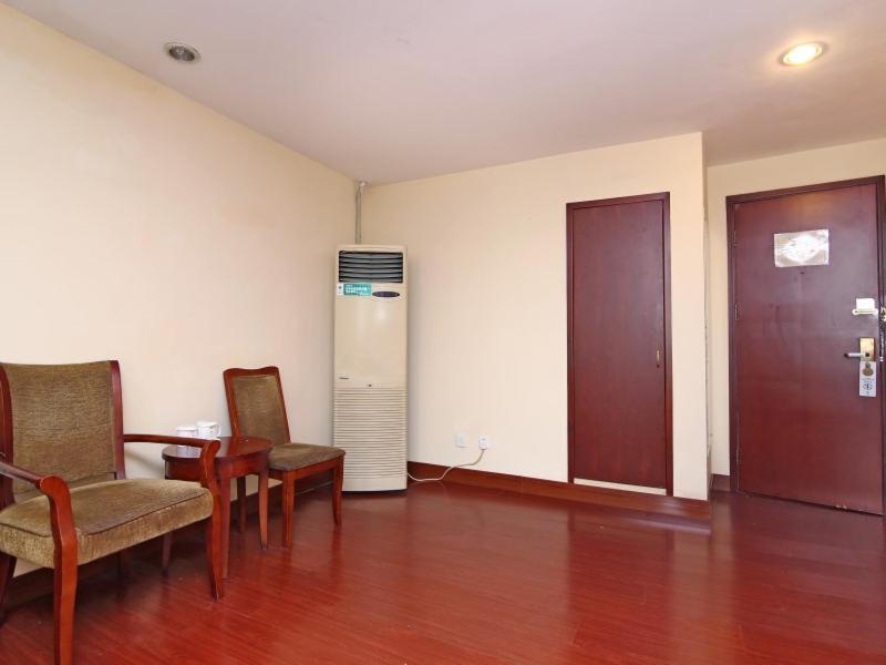 Greentree Inn Shanghai Changyang Road Jiangpu Park Metro Station Business Hotel Extérieur photo